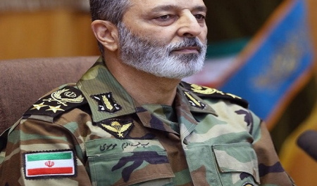 پوشیدن خلعت شهادت آرزوی رزمندگان مؤمن است
