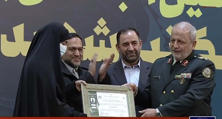 Honorary doctorate awarded to two martyrs, IRGC-QF’s commander General Qassem Suleimani, and Abu Mahdi Al-Muhandis