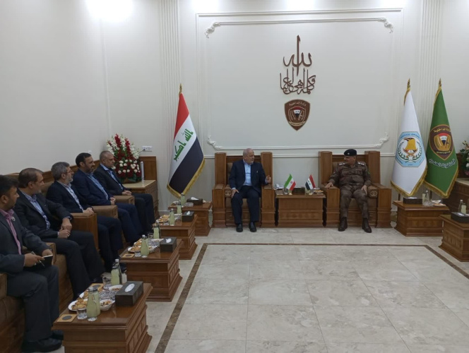 The encounter between the President of the Supreme National Defense University and the Chief of Staff of the Border Guard Command of Iraq