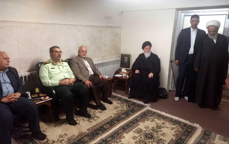 Meeting between the President of the Supreme National Defense University and Prayer Leader of Mashhad