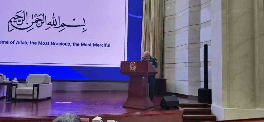 سخنرانی رییس دانشگاه عالی دفاع ملی ایران در چین با دانشجویان